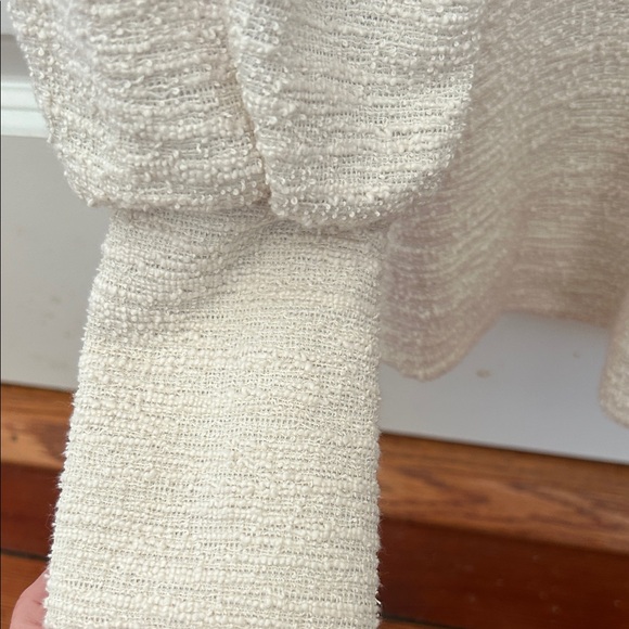 Anthropologie Cream Textured Blouse with Bow in back - Picture 3 of 6